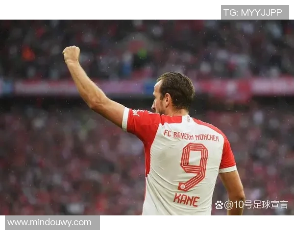 足球球星谢的辉煌历程与拼搏精神在绿茵赛场上闪耀辉光 足球球星谢的辉煌历程与拼搏精神在绿茵赛场上闪耀辉光