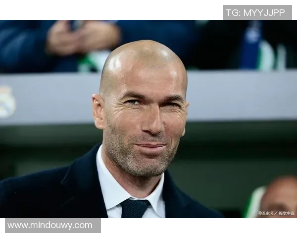 美国足球历史球星排名及其对足球发展的深远影响解析 美国足球历史球星排名及其对足球发展的深远影响解析